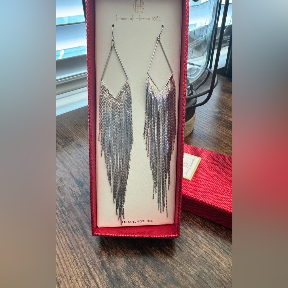 NEW Silver Fashion Earrings Waterfall Style